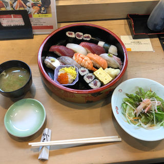 にぎり1.5人前(天狗鮨)