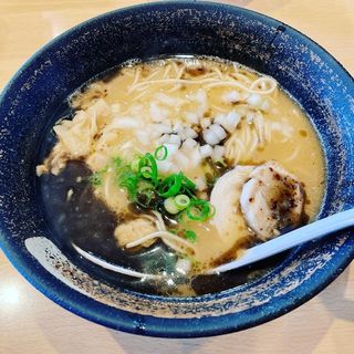 濃厚焦がしニンニク鶏白湯SOBA(麺 THE KURO)