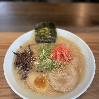 煮玉子ラーメン(博多 濃麻呂 名島橋本店（こくまろ）)