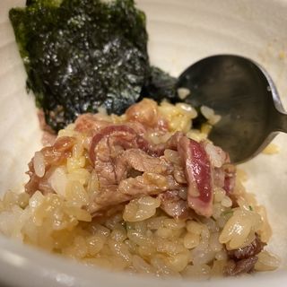 ローストビーフ丼(焼肉家 　カズ )