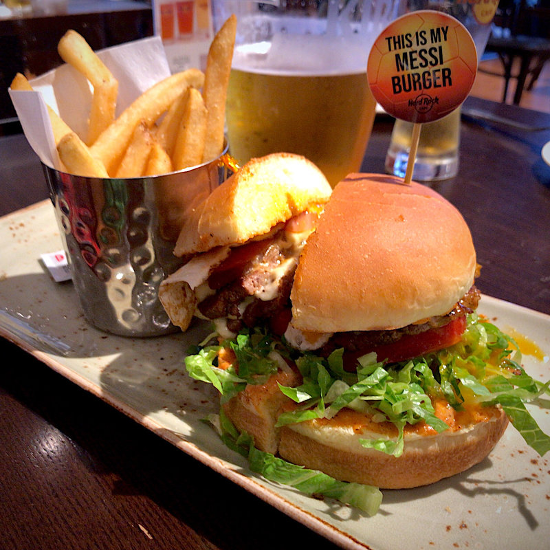 MESSI BURGER SET(ハードロックカフェ 上野駅 （Hard Rock CAFE）)