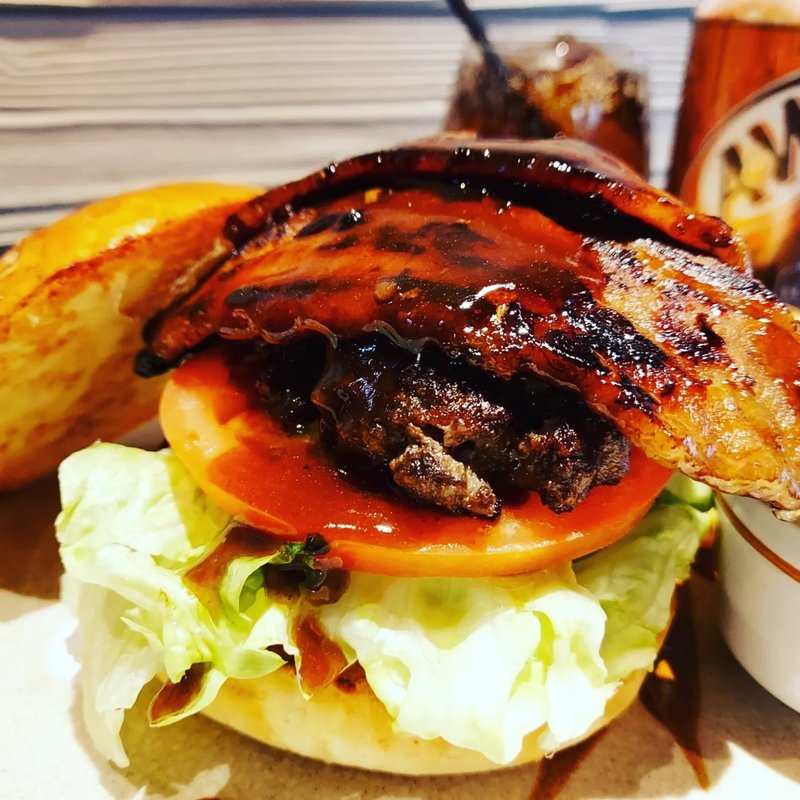 てりやきチャーシューバーガー(だるま珈琲)