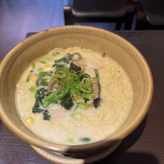 グリーンカレーラーメン(メティ（グリーンカレー専門店）)