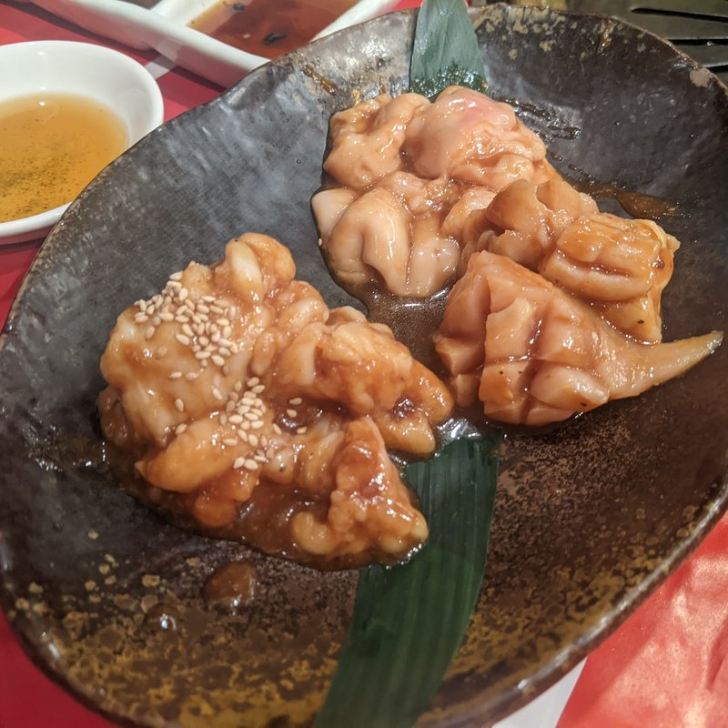 ホルモン三点盛り(ヨンドン 本店 )