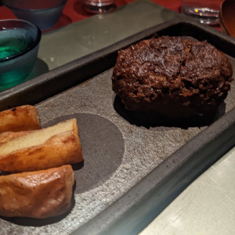 ハンバーグ(誦月)