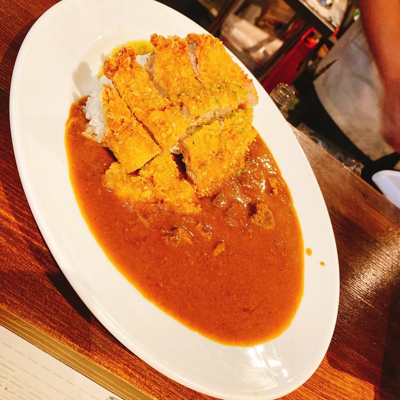 やわらか特製とんかつカレー(カウベルカリー)