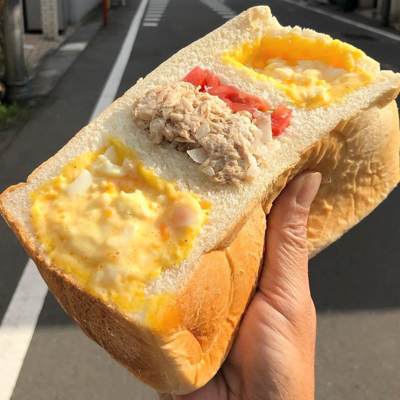 ツナたまごぱん(コーヒー＆トースト)