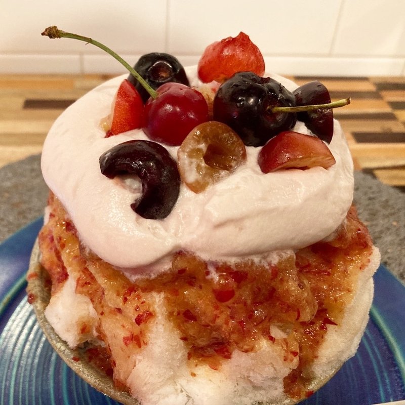 さくらんぼ(雲のきれま)