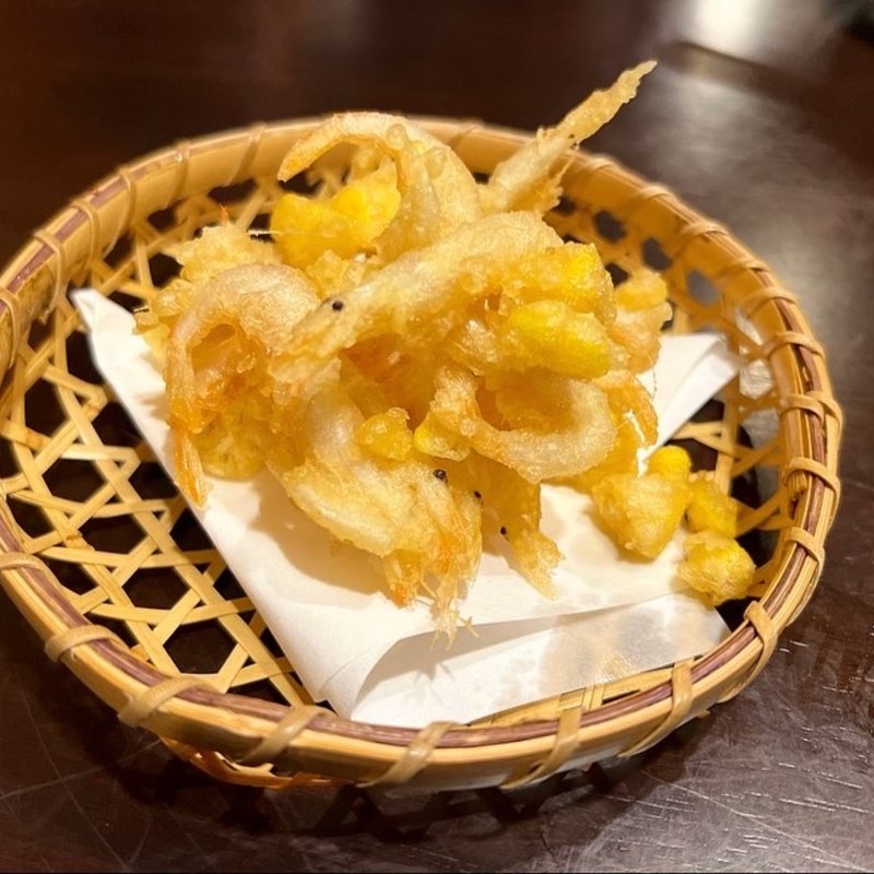 白海老ととうもろこしの天ぷら(さかなと煮込み 和気愛々)