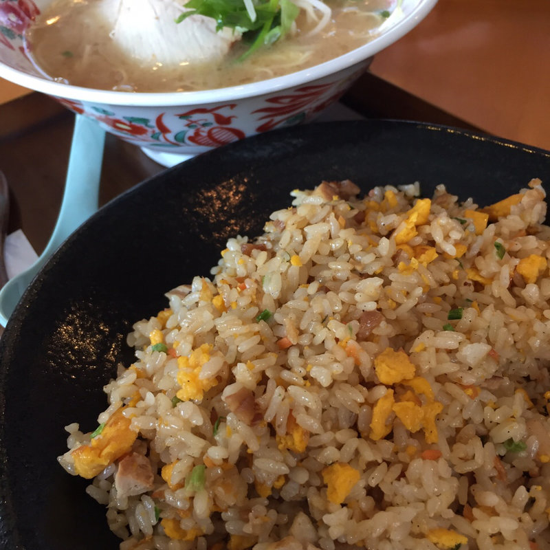 がっつりセット(チャーハン)(麺屋ん 夜市店)