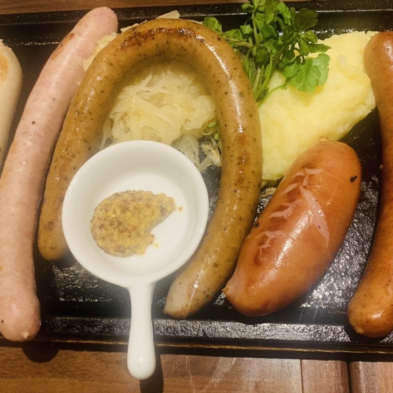 ソーセージ5種盛り合わせ(銀座ライオン さいたま新都心店)