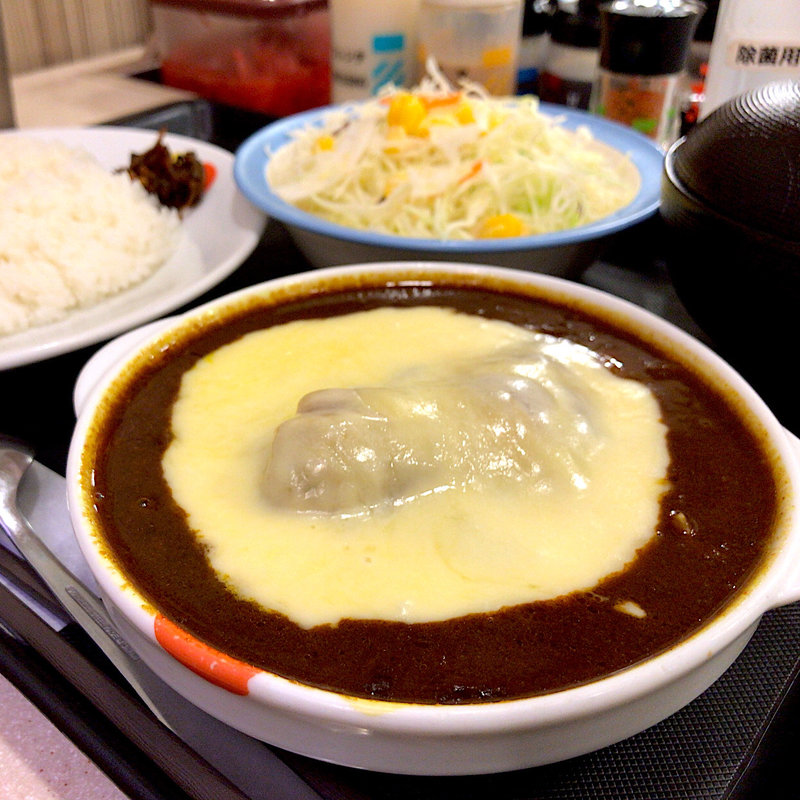チーズハンバーグカレー 野菜セット(松屋 喜多見店)