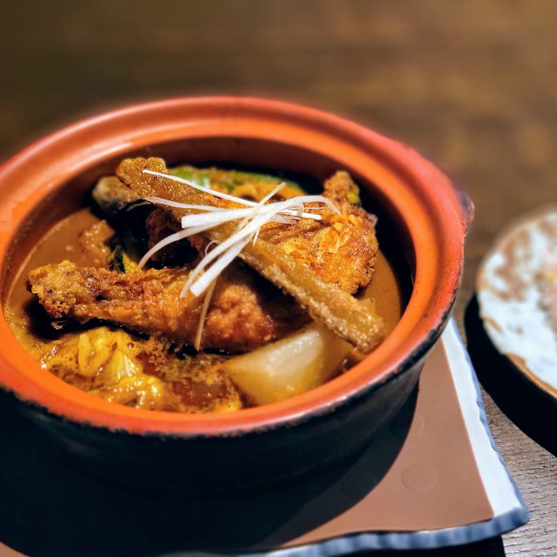 チキンレッグSOUP CURRY（野菜9品）(スープカレー しゃば蔵)