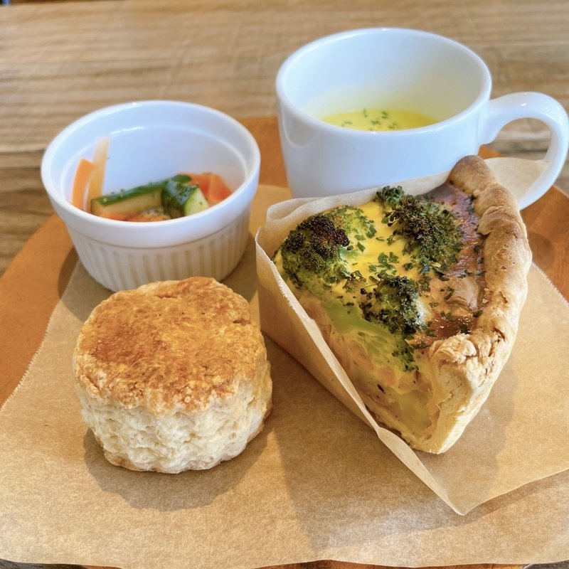 キッシュ&スコーンプレート(hide and seek 1853)