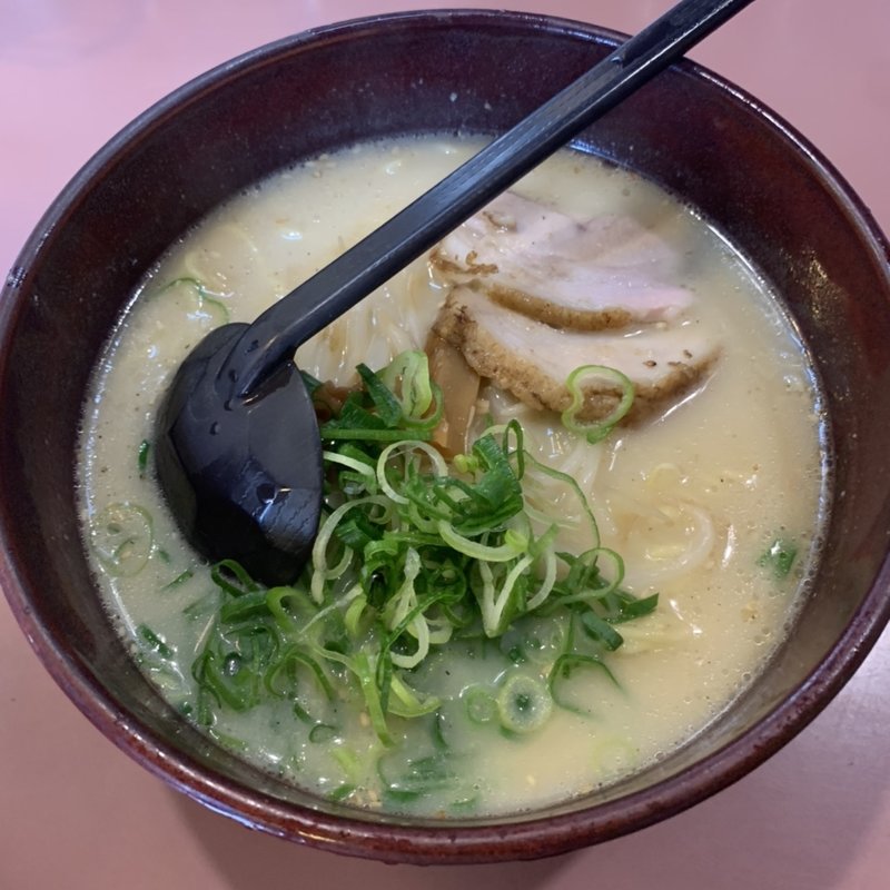 スミイチとんこつラーメン(スミイチらー麺)