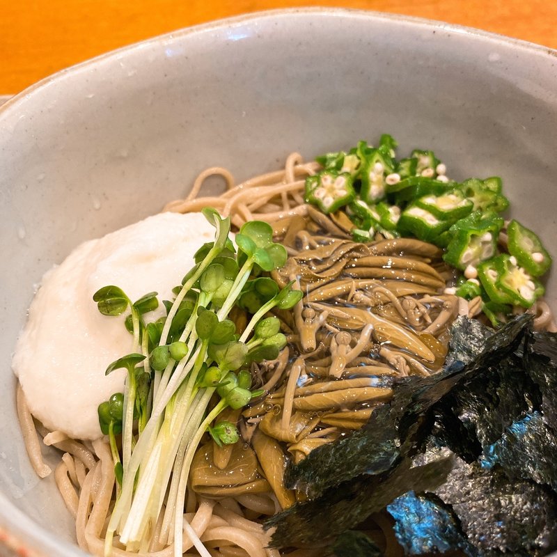 じゅんさいとろろそば(更科 斉とう （さらしなさいとう）)