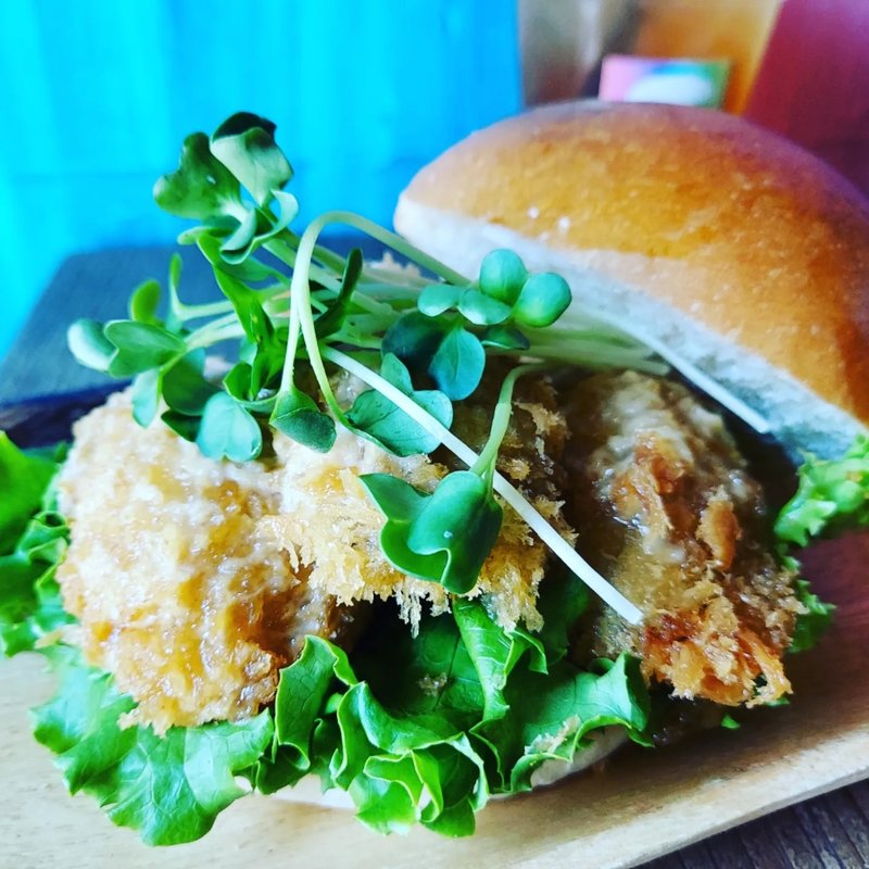 仙鳳趾牡蠣 さっぱりソース(toto BURGER)