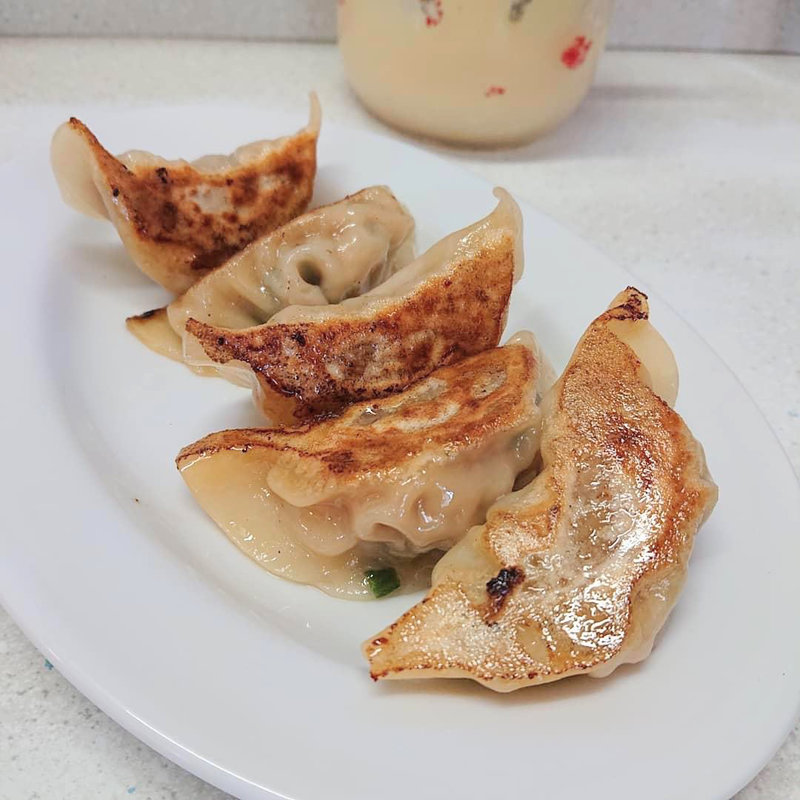 ギョーザ(ラーメン 天一 （てんいち）)