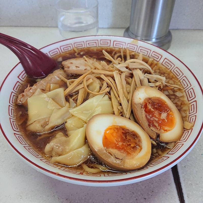 ワンタンメン 煮玉子(ラーメン 天一 （てんいち）)