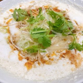 豆漿鶏湯麺
