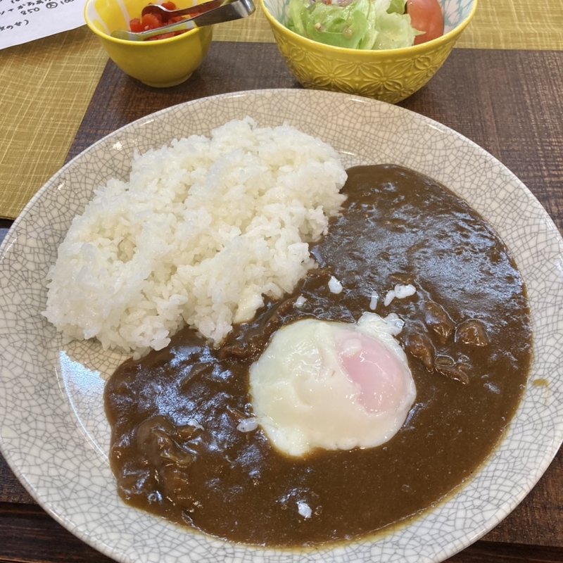 牛すじカレー+温玉(竹のや)