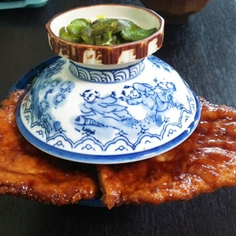 名物カツ丼(白孔雀食堂 （しろくじゃくしょくどう）)