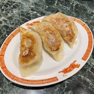 タイガー餃子（3個）(タイガー餃子会舘 御徒町店)