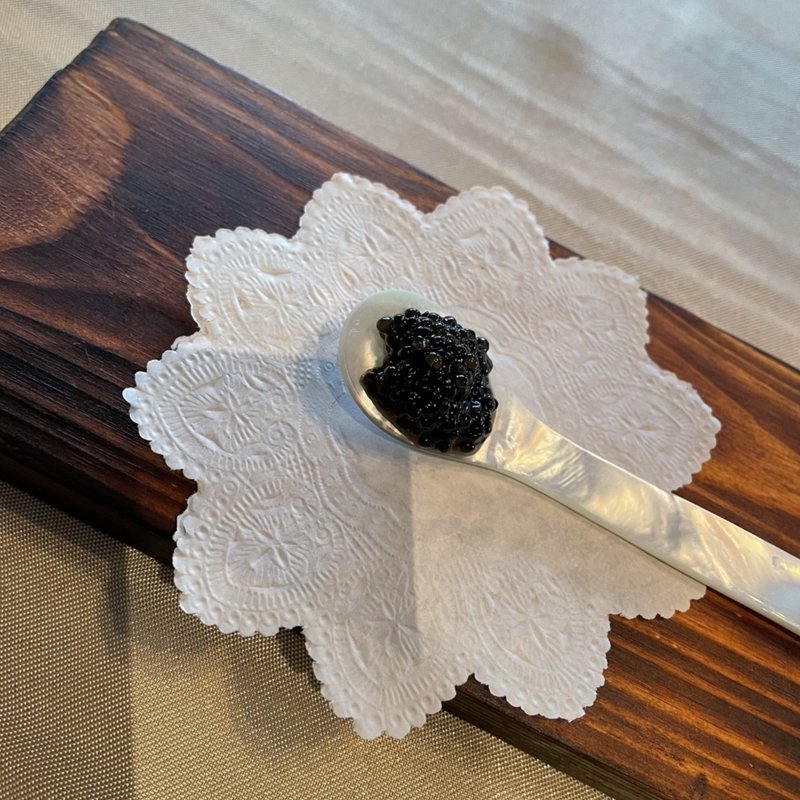 前菜のキャビア(ラ テラス あやめ池店 （La Terrasse）)