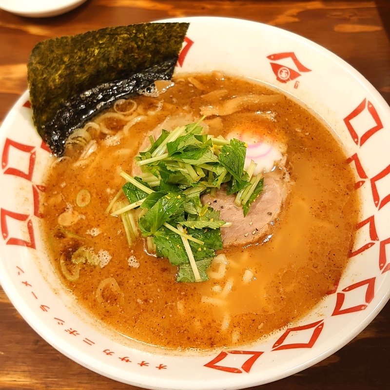 煮干しラーメン　柚子三つ葉トッピング(煮干しらーめん 玉五郎)