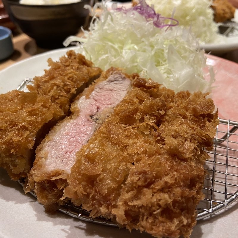 厚切りヒレカツ定食(とんかついなば和幸 シャポー市川店 )