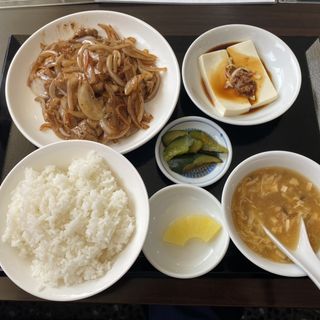 玉ねぎと豚肉炒めランチ(台湾料理　四季紅 館林店 )