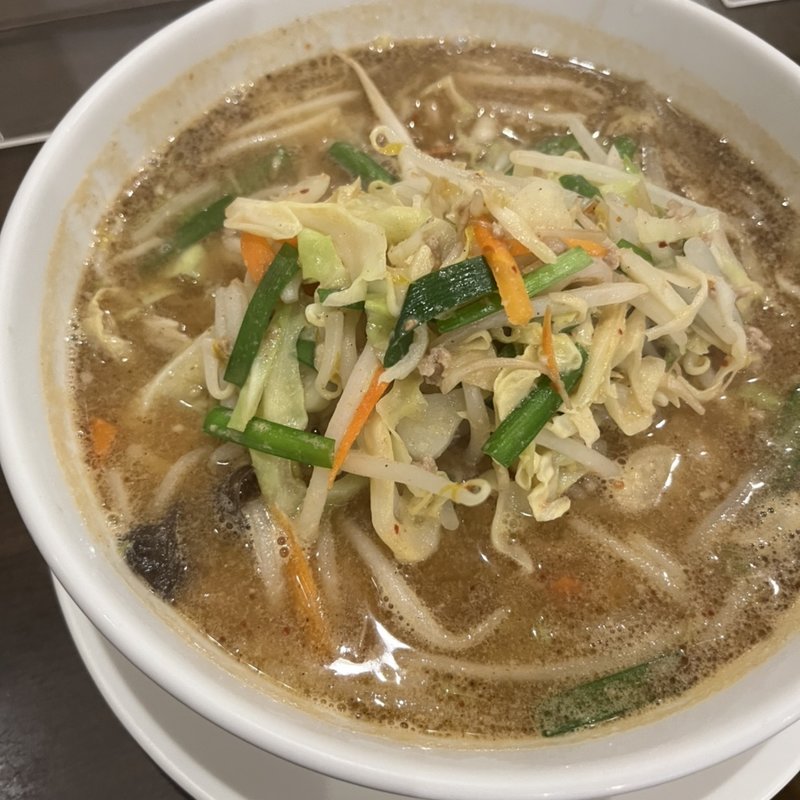 タン坦々麺　痺れ油入(みなと亭 )