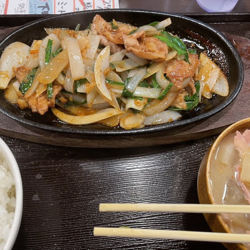 スタミナ焼き定食(定食のまる大　飯田橋西口店)