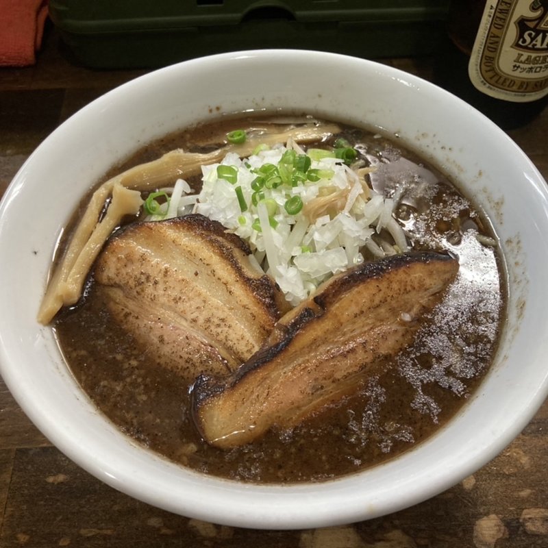 黒豚骨ラーメン(らーめんなぶら 左入店)