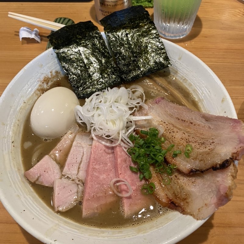 KEN軒特製豚骨魚介ラーメン(麺屋 さくら井)
