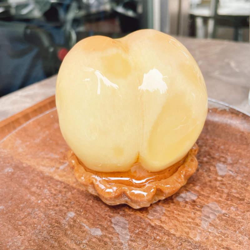 丸ごと完熟桃タルト(ジョエル 淀屋橋Odona店)