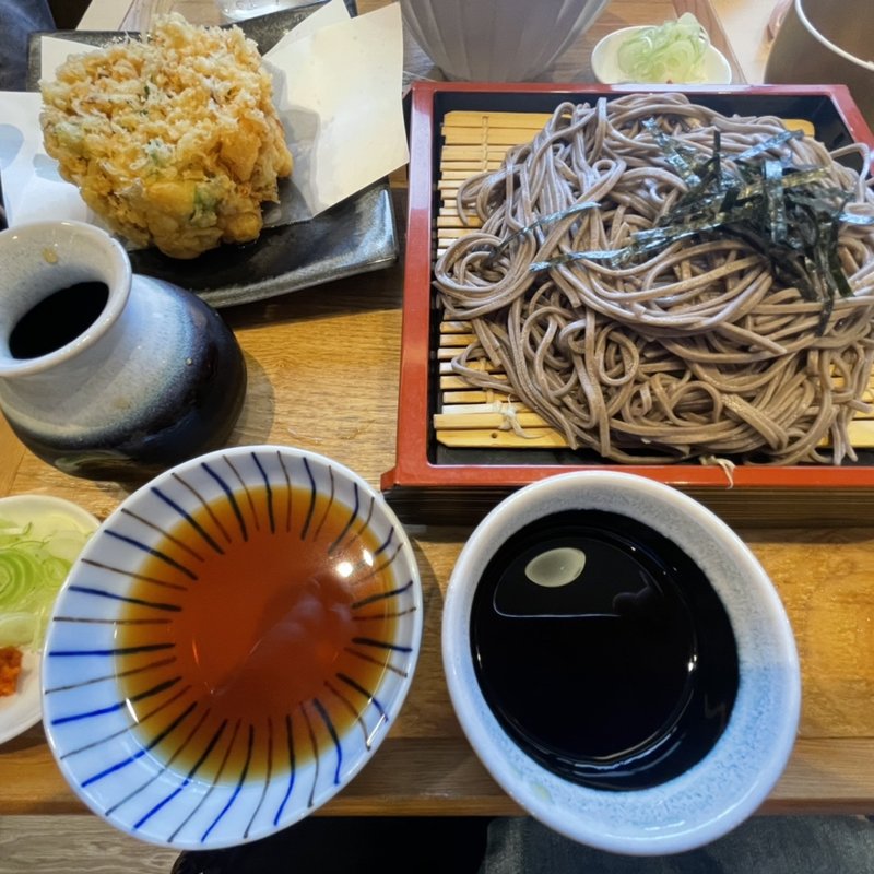 海鮮かき揚げ蕎麦(十六番)