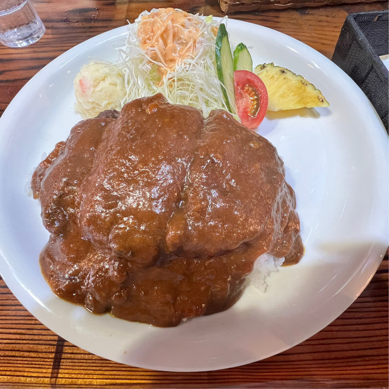 ハンバーグカレー(えんとつ ハンバーグ)
