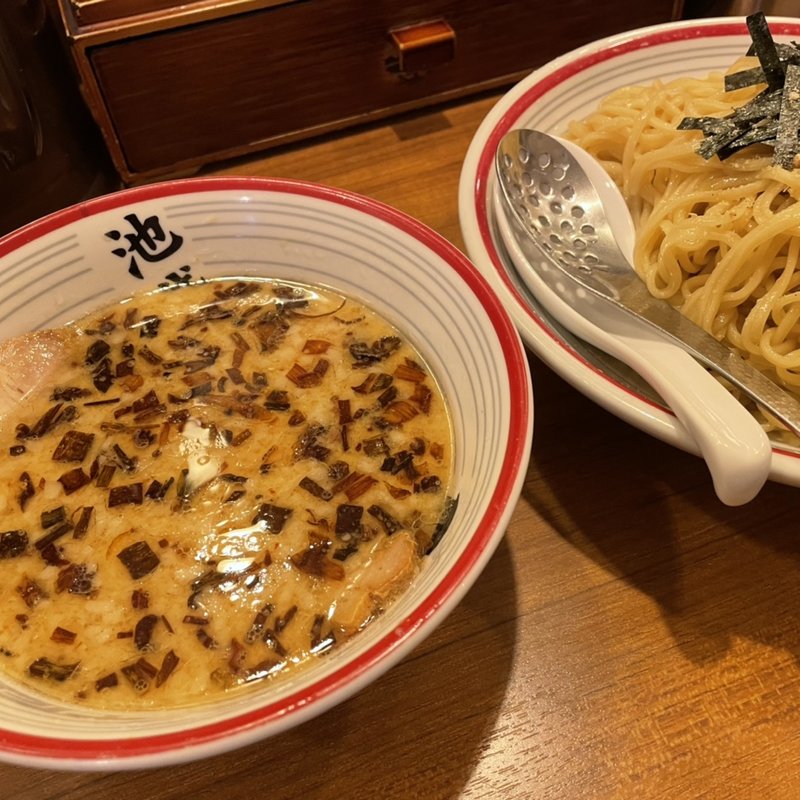 みそつけ麺(東京豚骨ラーメン 屯ちん 池袋西口店)
