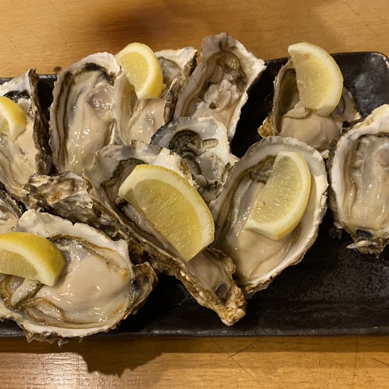 生牡蠣(１個)(かき小屋 飛梅 神田西口店)