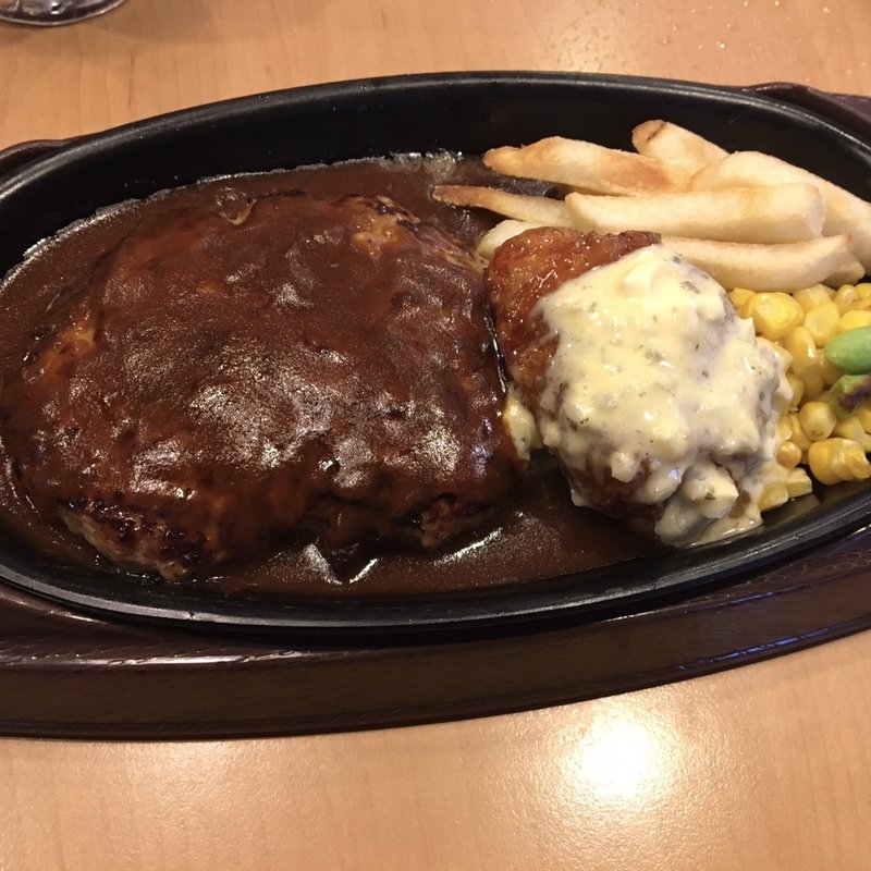 ハンバーグ&チキン南蛮 (1コ)(ガスト 仙台北四番丁店 )