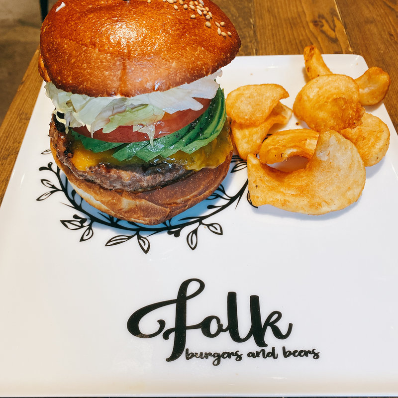 Avocado Cheese Burger　アボカドチーズバーガー(folk burgers&beers)