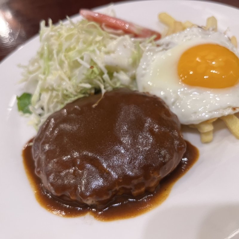 ハンバーグ デミグラスソース(ミュンヘン)