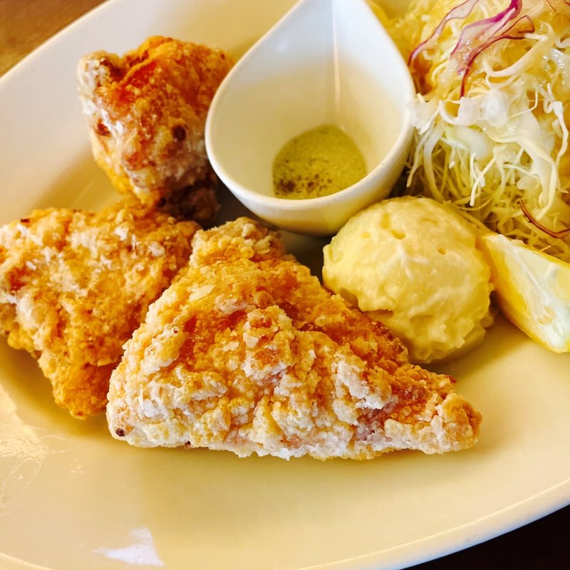 鶏の唐揚げランチ(ビアブルグ梅田)