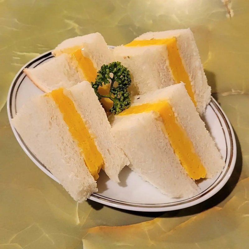 だし巻き卵サンド(不純喫茶 ドープ　)