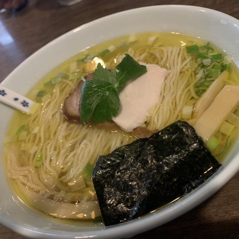 小樽地鶏の中華そば　しお(我流麺舞 飛燕)