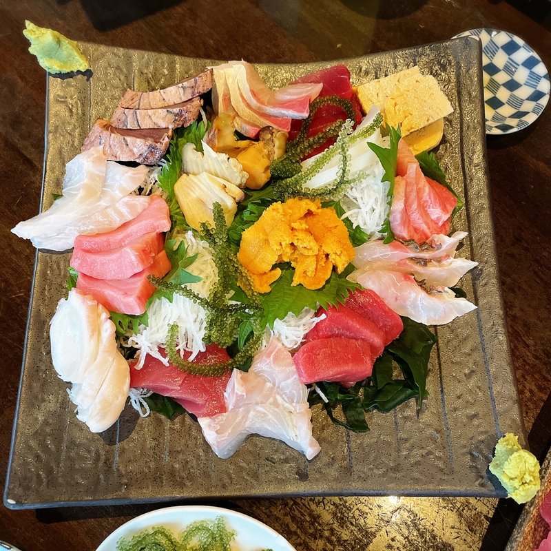 刺身盛り合わせ（3人前）(ひとし 石敢當店 )