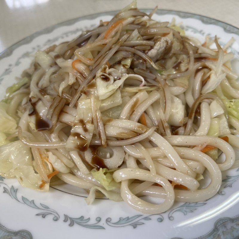 焼きうどん(大衆食堂かど市)