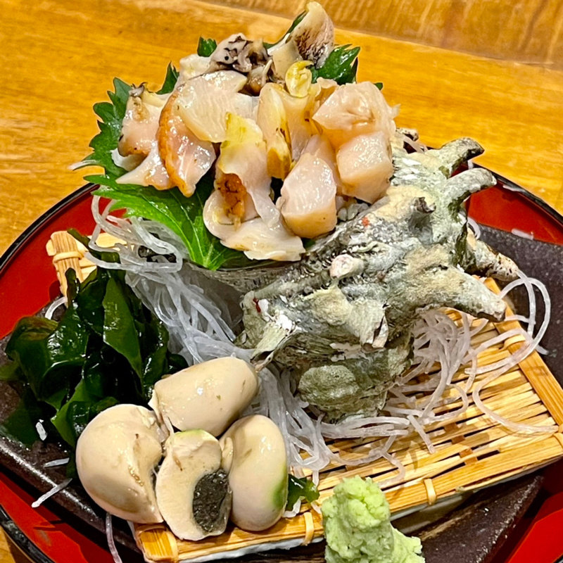 おぢかの島サザエ刺身(ご当地酒場長崎県五島列島小値賀町)