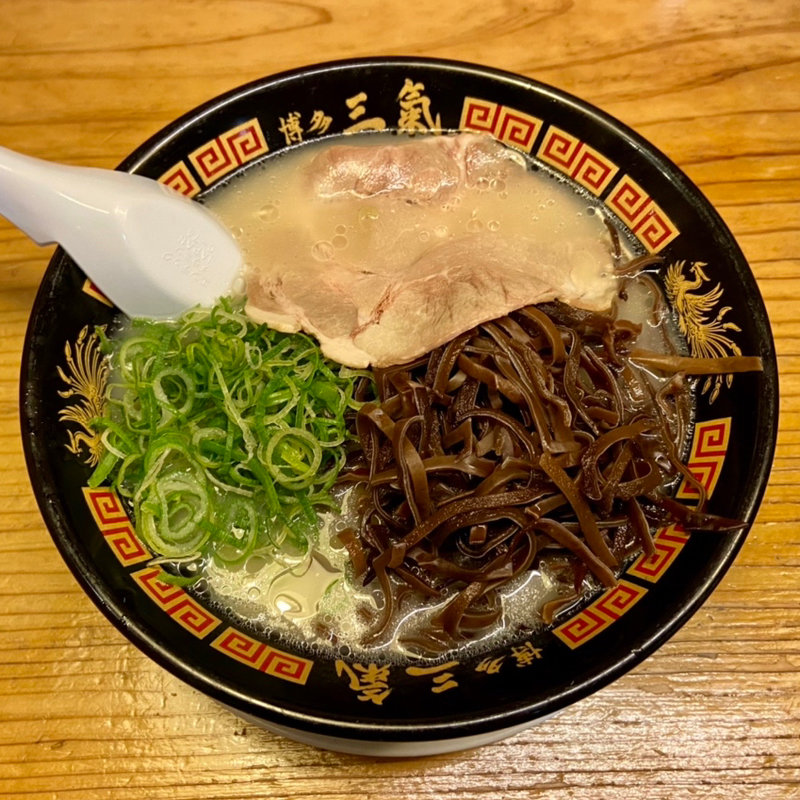 キクラゲラーメン(博多三氣 イオン福岡東店)